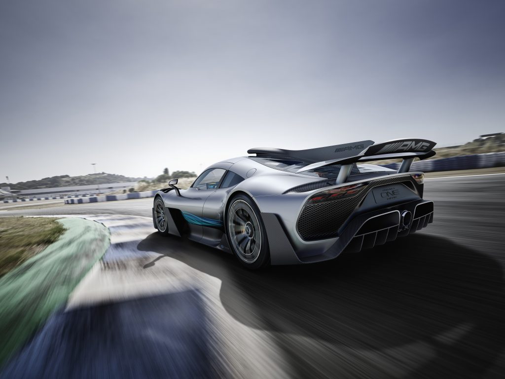 La Mercedes AMG Project One célèbre les 50 ans de la marque Mercedes AMG