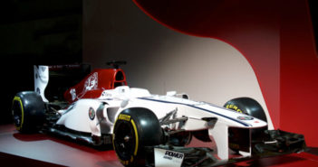 Formule 1 Alfa Romeo Sauber F1 Team de trois quart