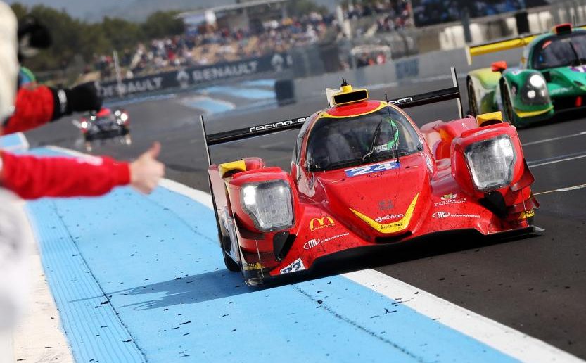 L'Oreca 07 du Racing Engineering franchit la ligne d'arrivée en tête des 4 Heures du Castellet