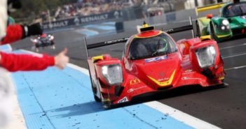 L'Oreca 07 du Racing Engineering franchit la ligne d'arrivée en tête des 4 Heures du Castellet